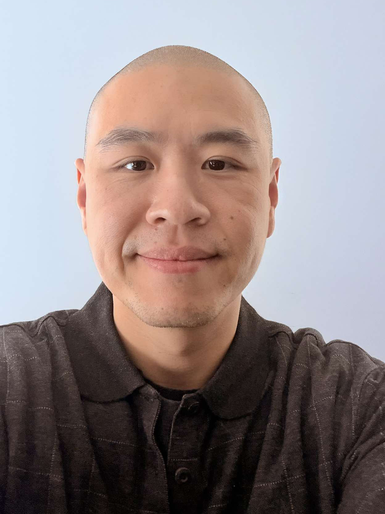 Original photo before AI headshot